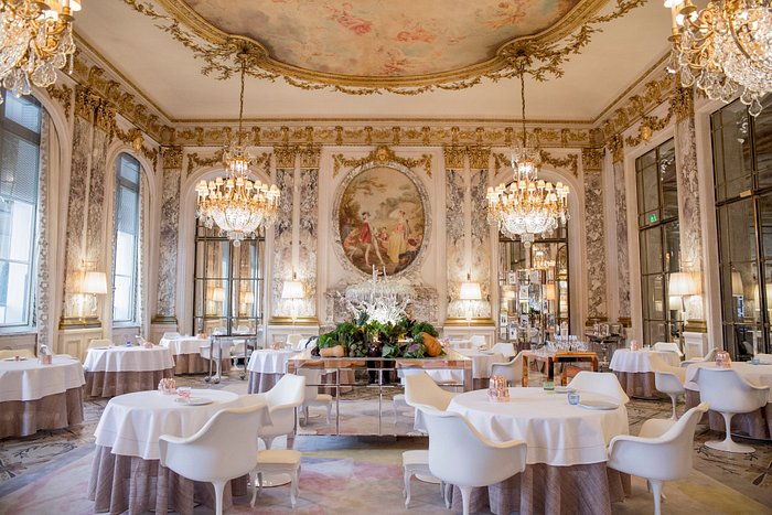 best dining spots in paris Le Meurice